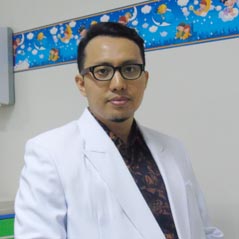 dr. Mahendra Tri Arif Sampurna, SpA